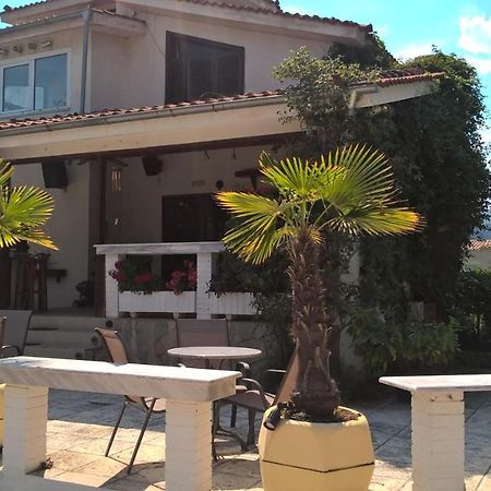 Cavo Paradiso Villa 아스프로발타 외부 사진