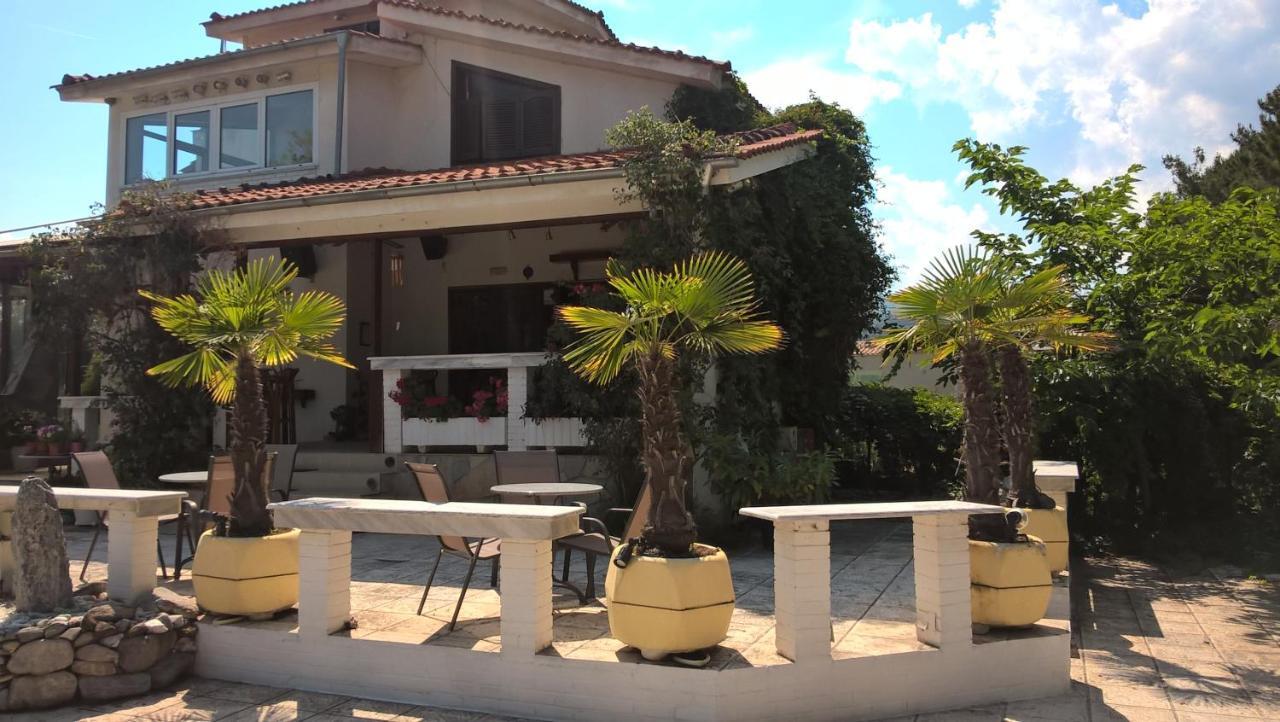 Cavo Paradiso Villa 아스프로발타 외부 사진